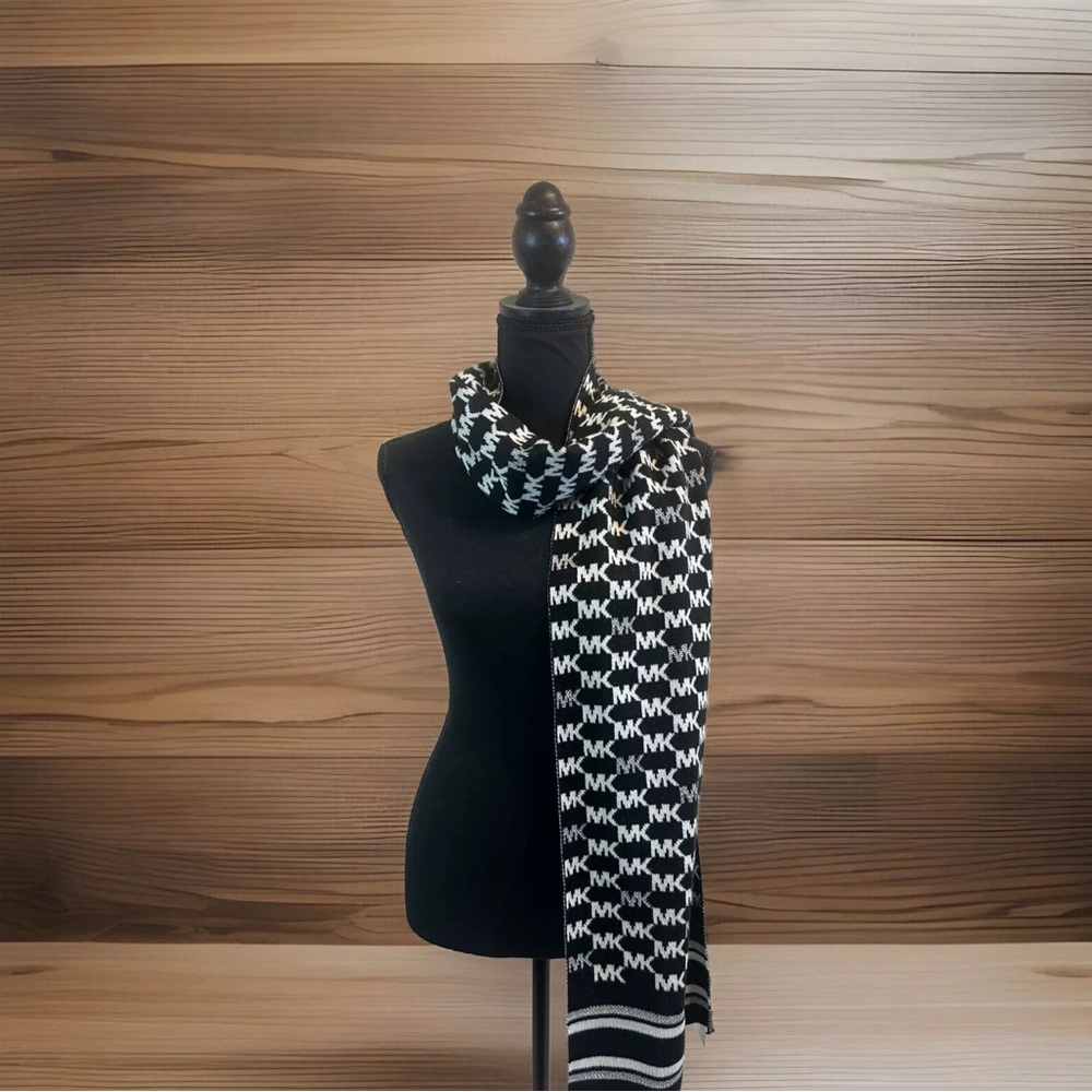 MK Black/White/Silver Scarf